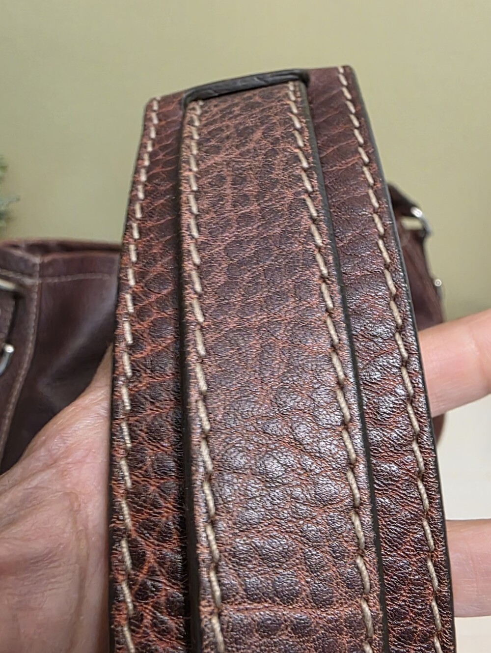 Gucci | Dark Red-Brown/Burgundy Charlotte Pebbled Leather 2-Way Bag - Picture 6 of 16